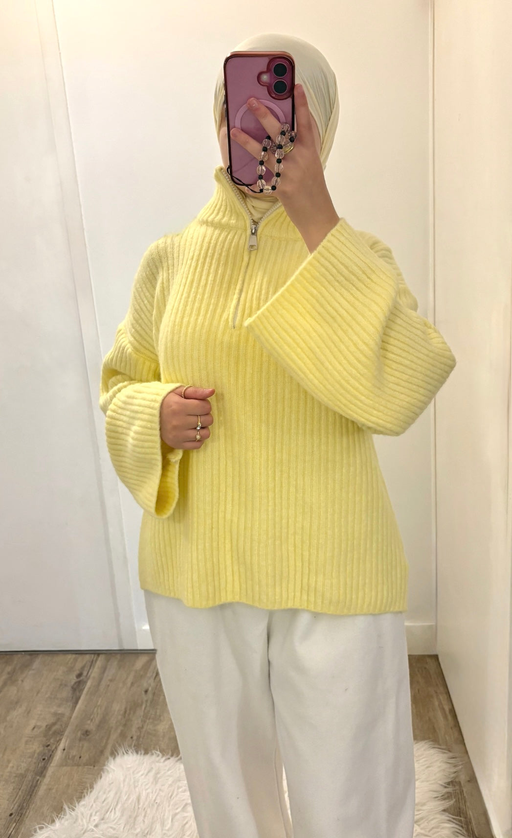 Pull jaune zippé